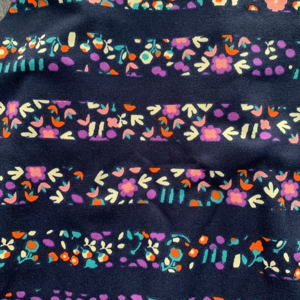 LuLaRoe Randy - Picture 3 of 4